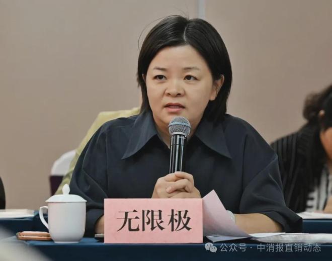 党10.jpg 党10.jpg